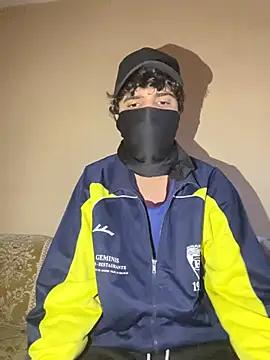 marouaN197 online show from March 16, 9:57 am