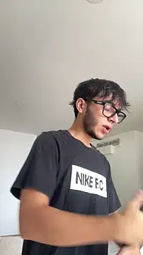 ImRutz online show from March 8, 4:00 pm