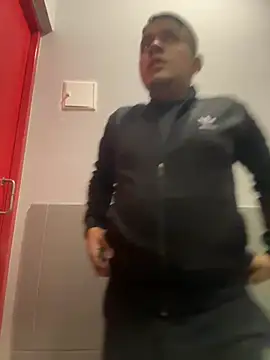 OliverTabordaa online show from March 17, 9:39 pm