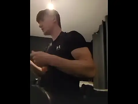 HornyKing2969 online show from April 24, 8:33 pm