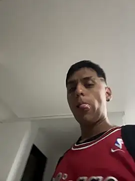 Unpipemas online show from March 8, 2:04 am