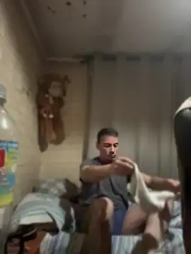 Cr1sXPorn online show from April 24, 6:16 am