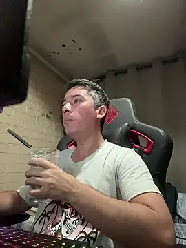 Cr1sXPorn online show from March 20, 2:37 am