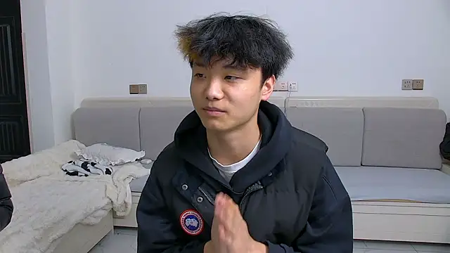 icecream-001 online show from March 8, 4:55 pm