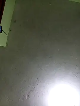 LuisSebastian21  online show from April 19, 7:27 pm