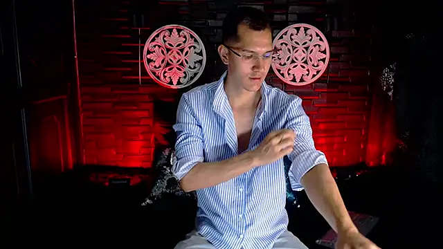 MilanDavid1 online show from April 23, 5:26 pm