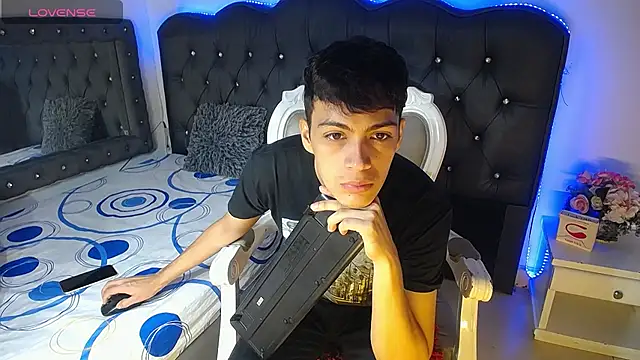 Jeremias1  online show from March 11, 11:50 am