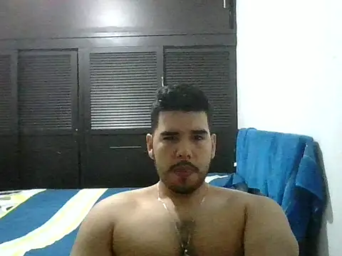 LatinBeardCali online show from March 17, 1:35 pm