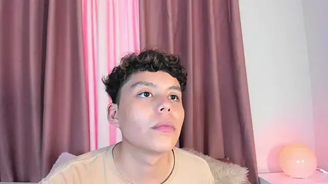 chico medusa online show from March 23, 8:15 pm