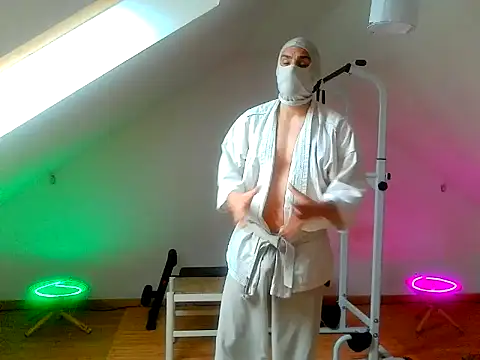 NinjaLaser online show from May 5, 11:23 am