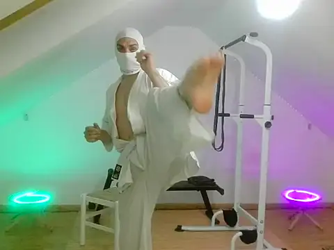 NinjaLaser online show from April 19, 7:27 pm