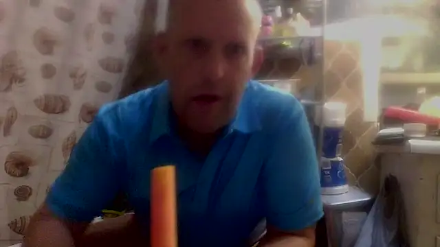 strokingjoe14585 online show from August 7, 9:10 pm