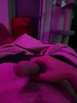 g thess online show from April 28, 12:38 am