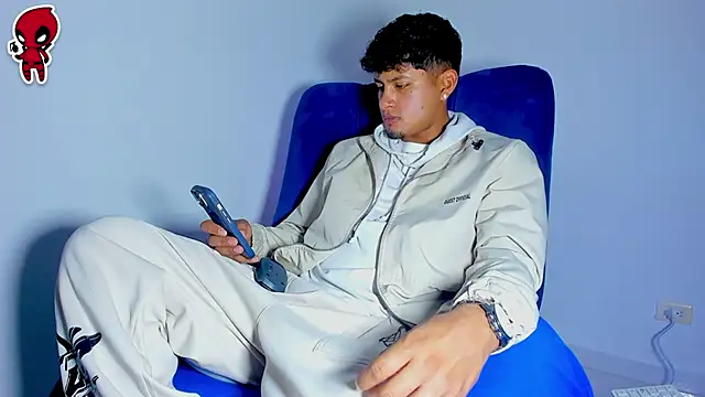 Thiago snoop online show from June 20, 12:48 am