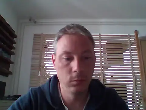 Userandmmm online show from April 13, 6:58 am