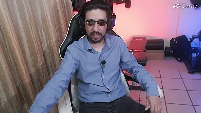 IASuarezV online show from May 9, 5:19 am