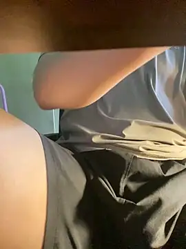 shuaishuaia online show from March 27, 8:37 am