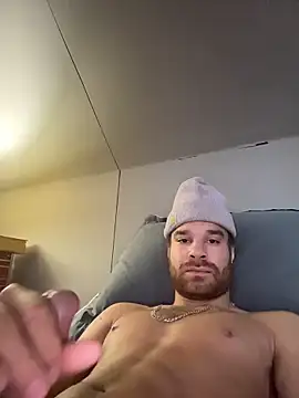 Nnnicholasnnn online show from April 19, 6:10 pm