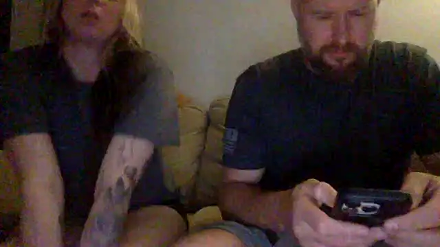 StraightLezbo online show from March 28, 3:07 am