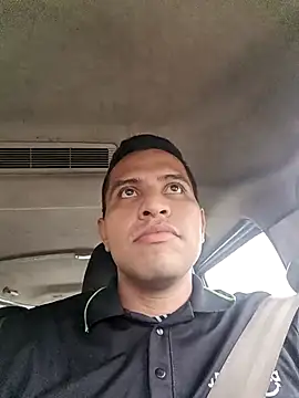 Julian411 online show from March 30, 12:39 pm