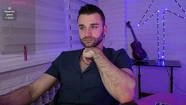 DaddySlava online show from May 11, 6:38 pm