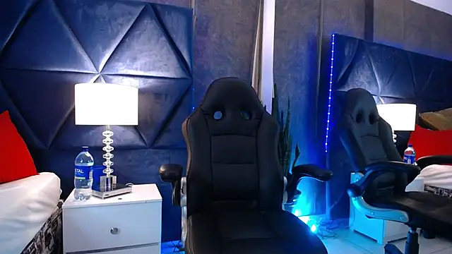 SiriusNoir online show from April 8, 3:51 am