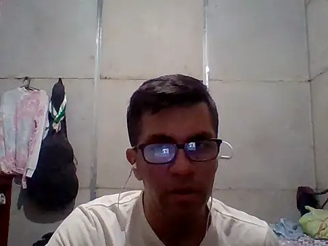 tian-- online show from April 2, 11:12 pm