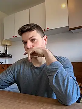 principedimilano online show from April 2, 10:12 am