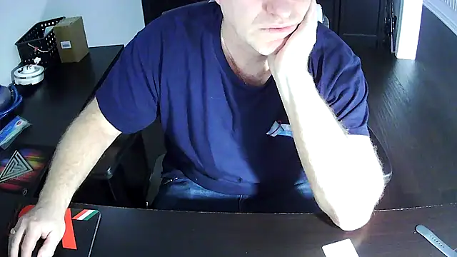 Shalun2000 online show from April 6, 9:59 pm