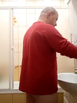 Luceriusbigass online show from December 18, 5:20 pm