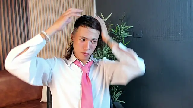 daxonrey online show from April 10, 8:49 pm