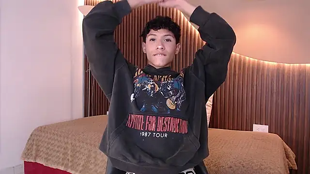 Velvet An online show from April 11, 3:24 am