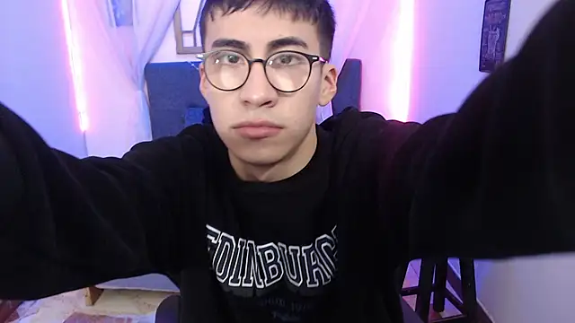 Andy Norton online show from April 17, 3:42 am