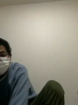 souitirou20 online show from April 11, 3:15 pm