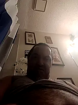 MrBustNut2026 online show from April 21, 7:36 am