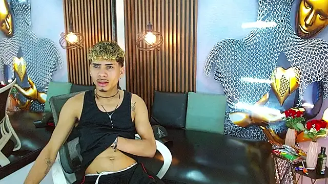 Skinny cute Alyer online show from May 21, 2:07 am