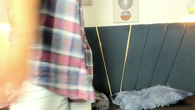 lio cum23 online show from April 15, 5:46 pm