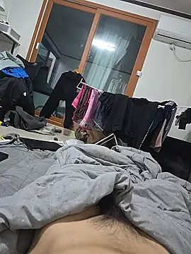 uju8251 online show from April 12, 11:33 am