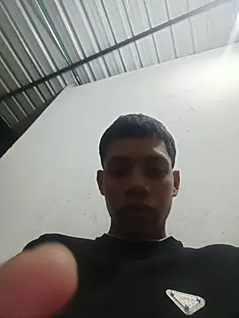 curious straight guy online show from June 1, 1:50 am