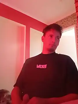welltommy2001 online show from June 17, 5:37 pm