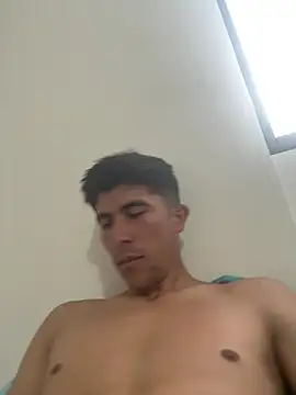 Luis-avatar online show from April 17, 10:34 pm