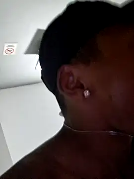 dot23novinho online show from April 28, 6:29 am