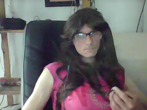 doll-cd online show from May 14, 5:11 pm