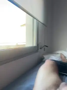 Lucasbcnn online show from April 24, 8:05 am