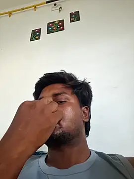 Gujju here online show from April 24, 1:52 am