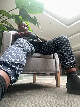 69nig69 online show from April 24, 3:47 pm