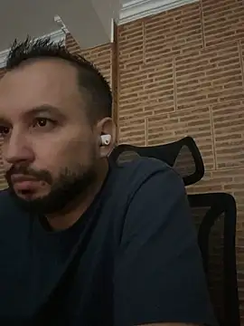 the scort online show from April 30, 3:02 am