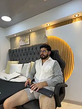 DomBoy  online show from May 23, 8:14 pm