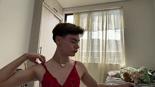  peachyboy online show from June 20, 7:19 pm