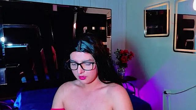 Gaby Gil  online show from May 30, 2:39 pm